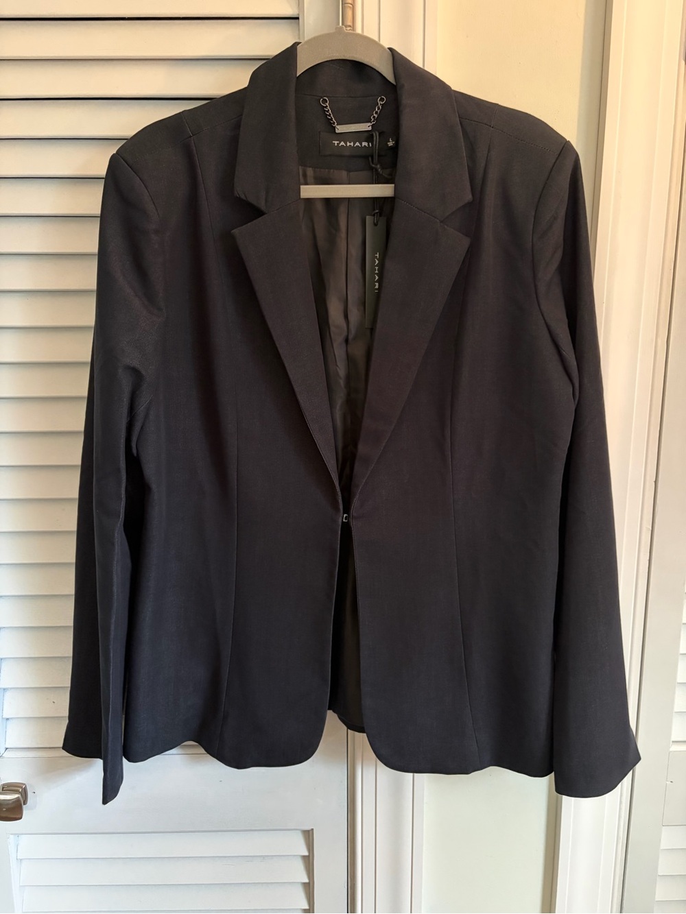 NWT Tahari Black Women's Blazer large